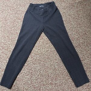 Very fashionable and professional I loved these pants.